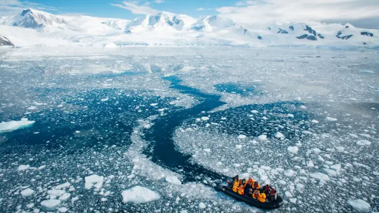 Flat Earther Expedition to Antartica Bolsters Case That Our Planet is Round